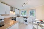 3 bedroom house share to rent