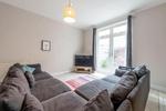 8 bedroom terraced house to rent