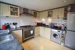 4 bedroom semi-detached house to rent