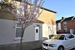 5 bedroom terraced house to rent