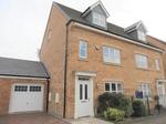 4 bedroom semi-detached house to rent