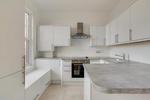 3 bedroom flat to rent