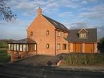 5 bedroom detached house to rent