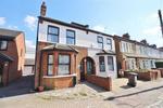 3 bedroom end of terrace house to rent