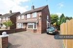 3 bedroom semi-detached house to rent