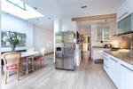 5 bedroom semi-detached house to rent
