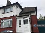 4 bedroom semi-detached house to rent