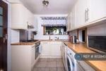 3 bedroom semi-detached house to rent