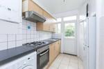 4 bedroom end of terrace house to rent