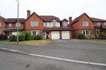 5 bedroom detached house to rent