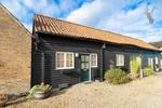 2 bedroom barn conversion to rent