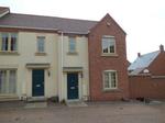 3 bedroom end of terrace house to rent