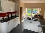 3 bedroom semi-detached house to rent