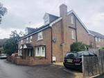 4 bedroom semi-detached house to rent