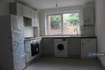 3 bedroom end of terrace house to rent