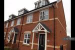 3 bedroom semi-detached house to rent