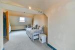 4 bedroom terraced house to rent