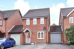 3 bedroom link detached house to rent