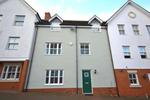 4 bedroom terraced house to rent