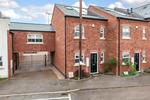 3 bedroom mews house to rent