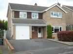 4 bedroom semi-detached house to rent