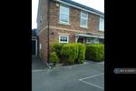 2 bedroom semi-detached house to rent