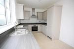 4 bedroom semi-detached house to rent