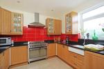 4 bedroom terraced house to rent