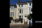 5 bedroom terraced house to rent