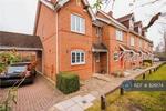 3 bedroom semi-detached house to rent