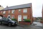 3 bedroom semi-detached house to rent