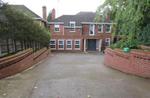 6 bedroom detached house to rent