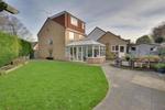 4 bedroom detached house to rent