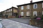 3 bedroom end of terrace house to rent