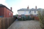 4 bedroom semi-detached house to rent