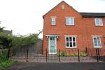 3 bedroom semi-detached house to rent