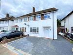 4 bedroom semi-detached house to rent