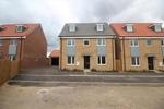 5 bedroom detached house to rent