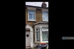 4 bedroom terraced house to rent