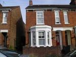 3 bedroom end of terrace house to rent