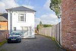 2 bedroom detached house to rent