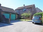 4 bedroom detached house to rent