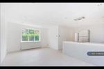 3 bedroom detached house to rent