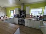 6 bedroom end of terrace house to rent