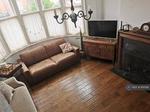 3 bedroom semi-detached house to rent