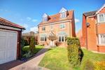 6 bedroom detached house to rent