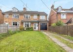 4 bedroom semi-detached house to rent