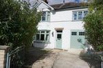 4 bedroom semi-detached house to rent