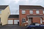 3 bedroom semi-detached house to rent