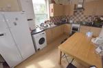 4 bedroom flat to rent